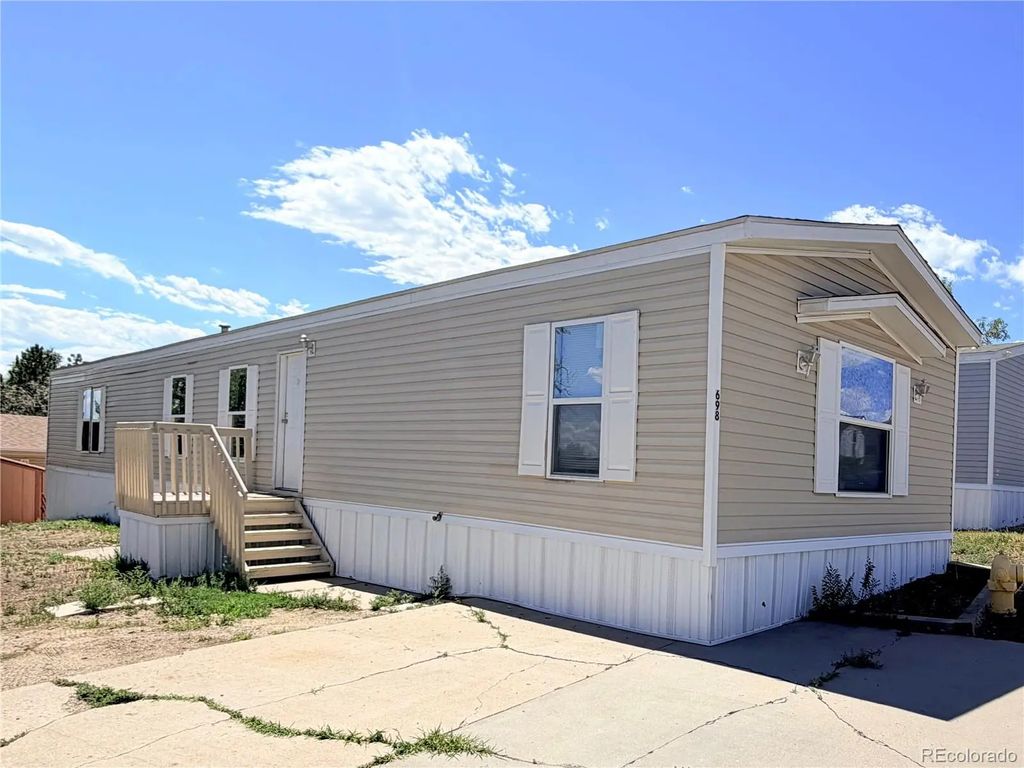 4210 E 100th Avenue, Denver