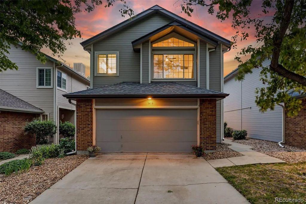 2212 S Nome Court, Aurora