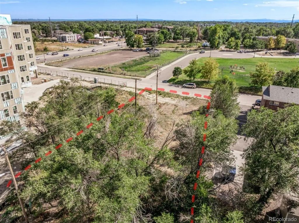 7735 W 12th Avenue, Lakewood
