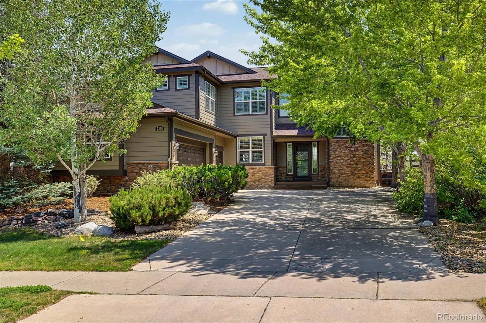 Residential Real Estate for Sale located in the neighborhood of Tallyns Reach, in the city of Aurora, CO