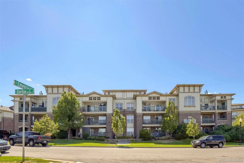 3865 S Dayton Street 101, Aurora