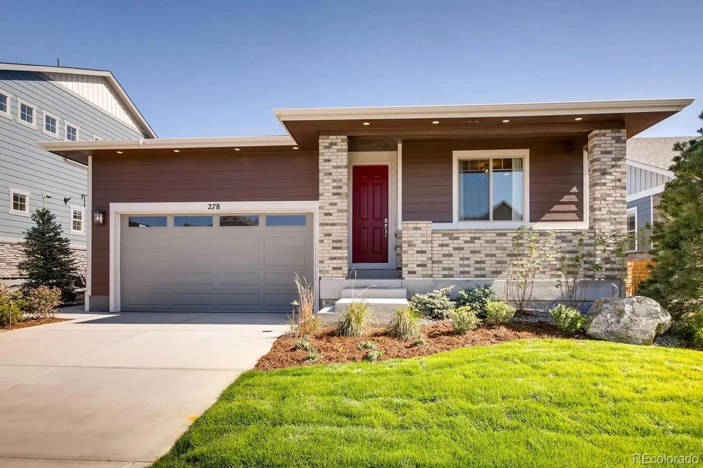 46435 Heritage Avenue, Bennett