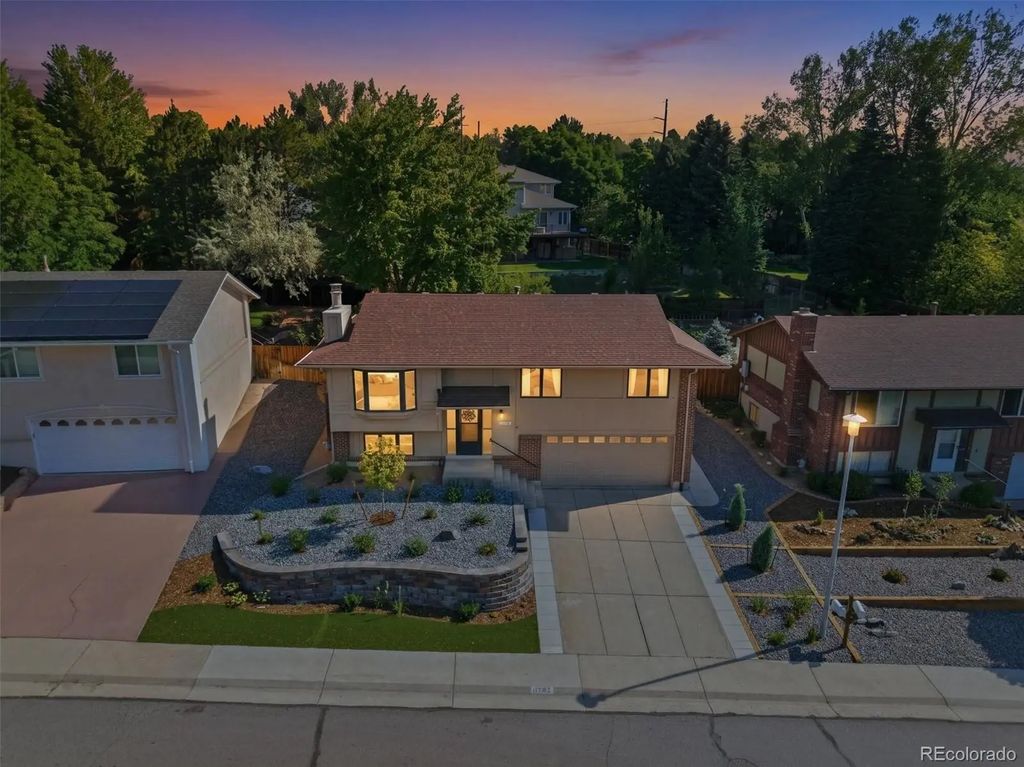 11707 W Jewell Drive, Lakewood