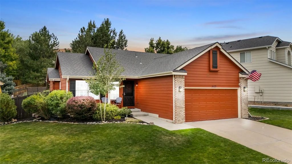 3327 Blue Grass Circle, Castle Rock