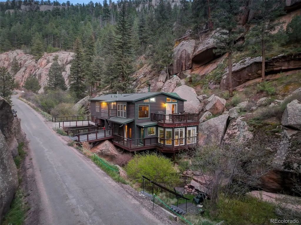 16070 S Elk Creek Road, Pine