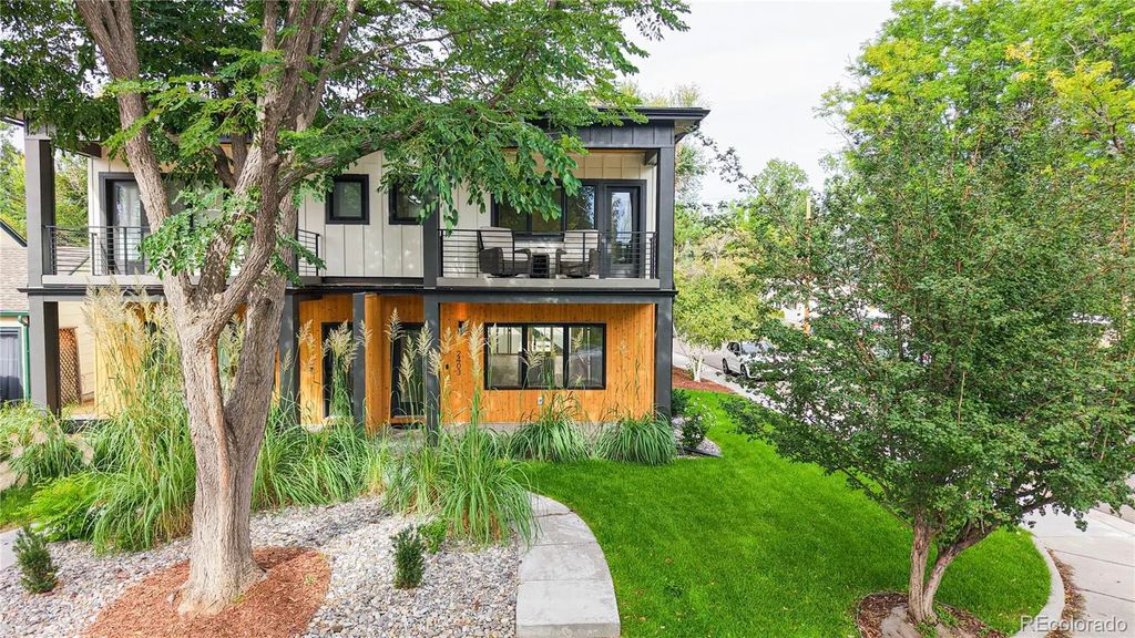 2403 S Franklin, Denver