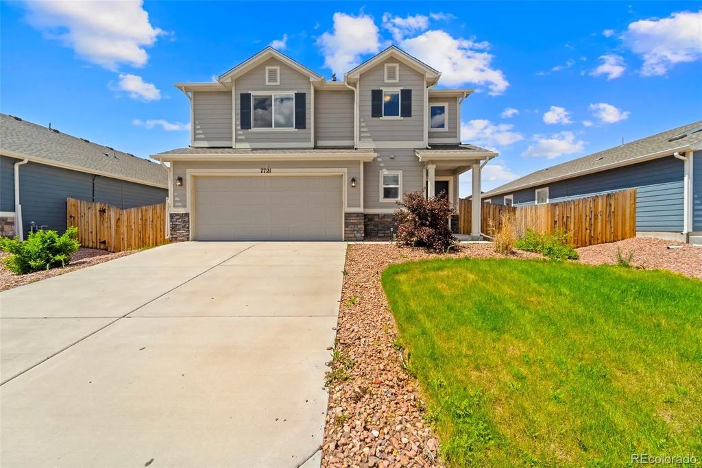 7721 Berwyn Loop, Peyton