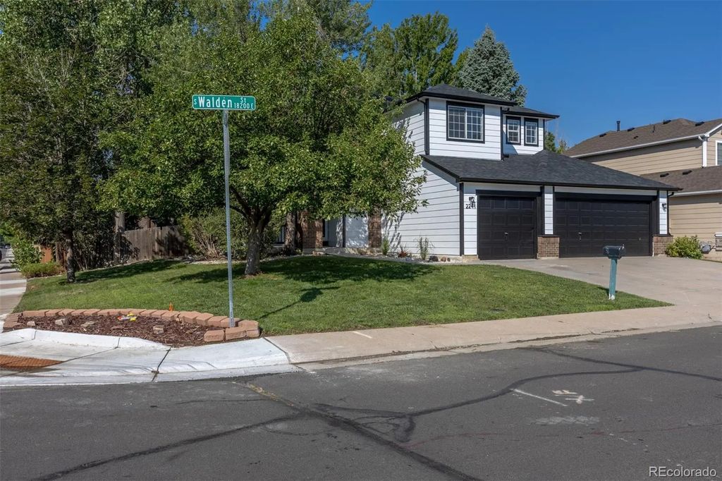 2241 S Walden Street, Aurora