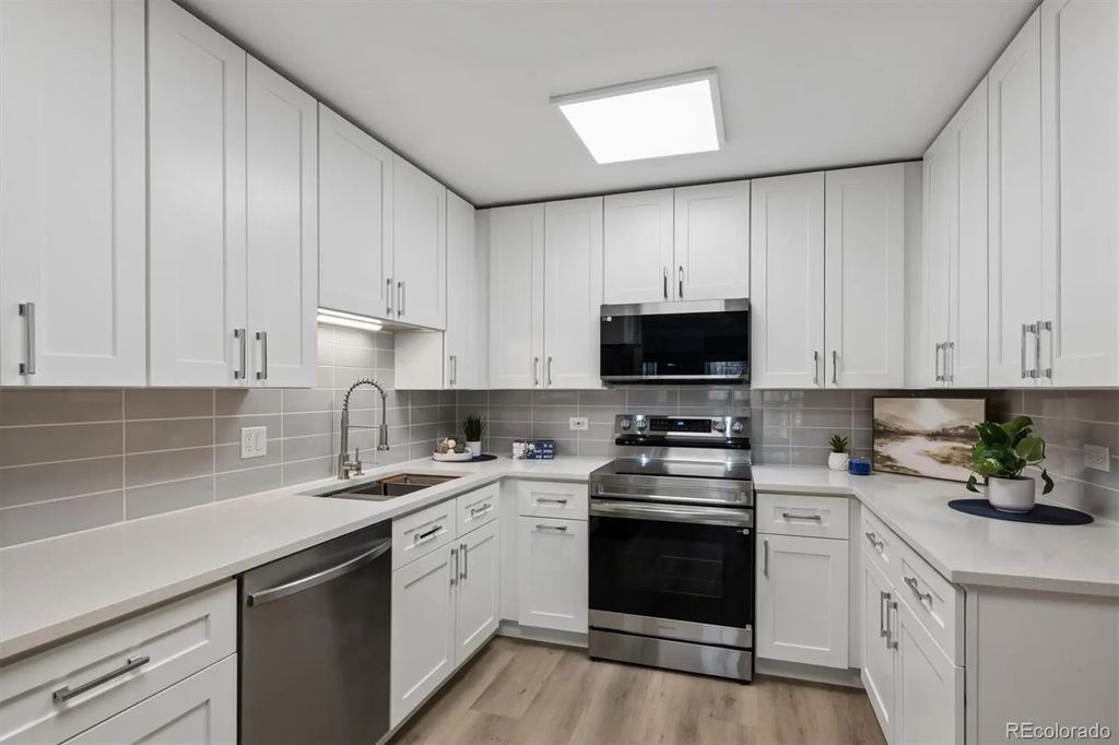 595 S Alton Way 6b, Denver