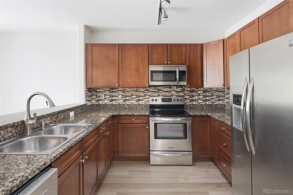 9079 E Panorama Circle 413, Englewood