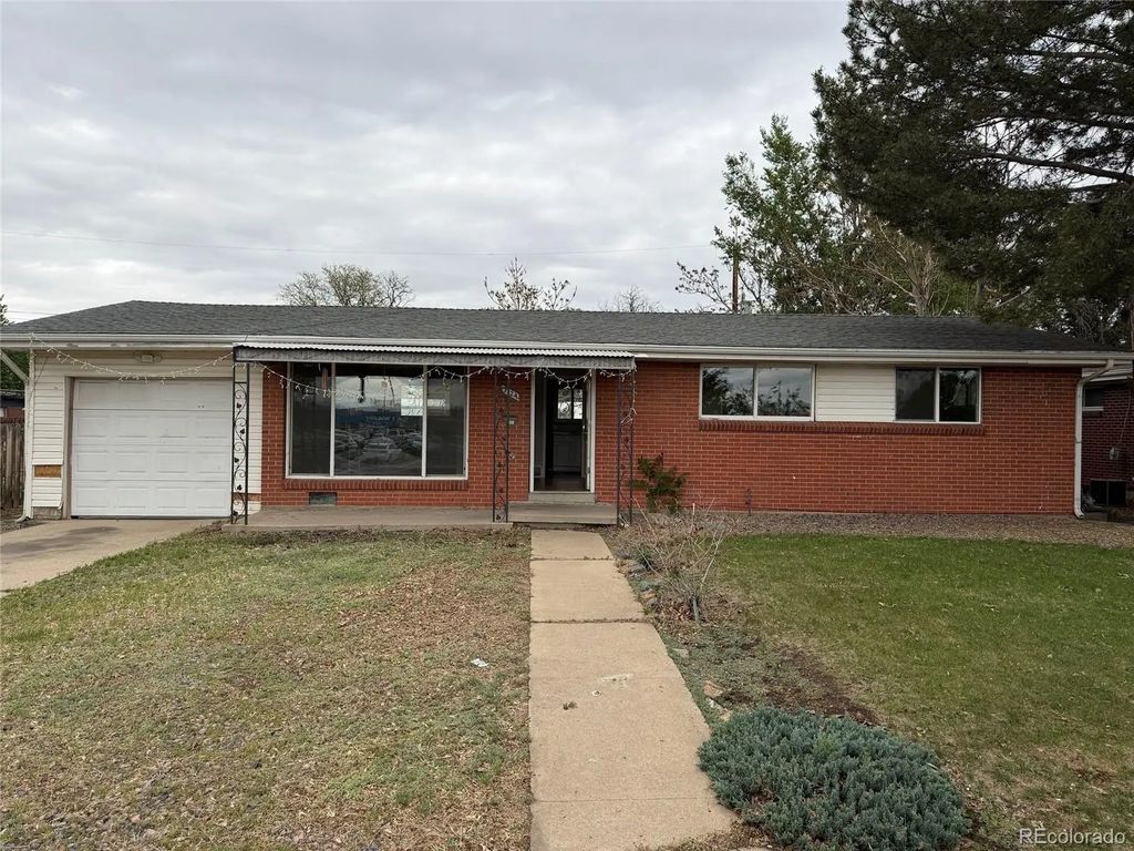 3124 Quari Street, Aurora