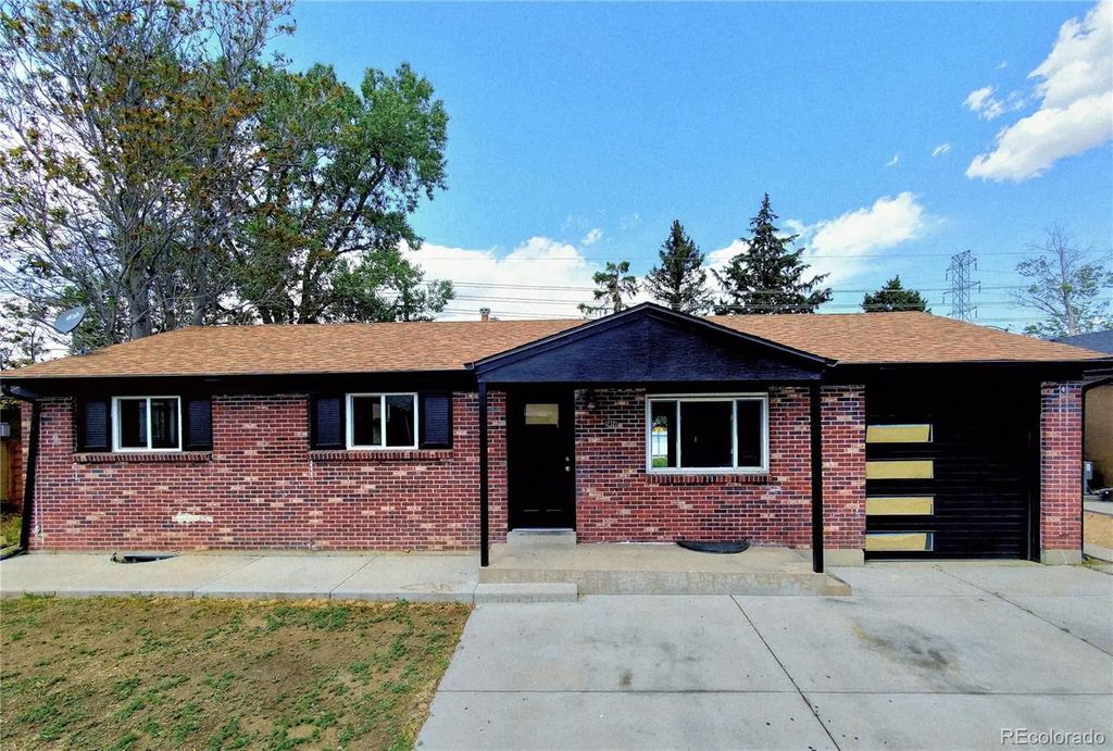 12321 Randolph Place, Denver