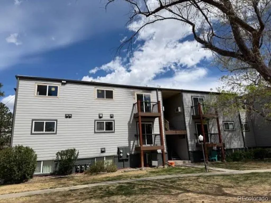 16259 W 10th Avenue E2, Golden
