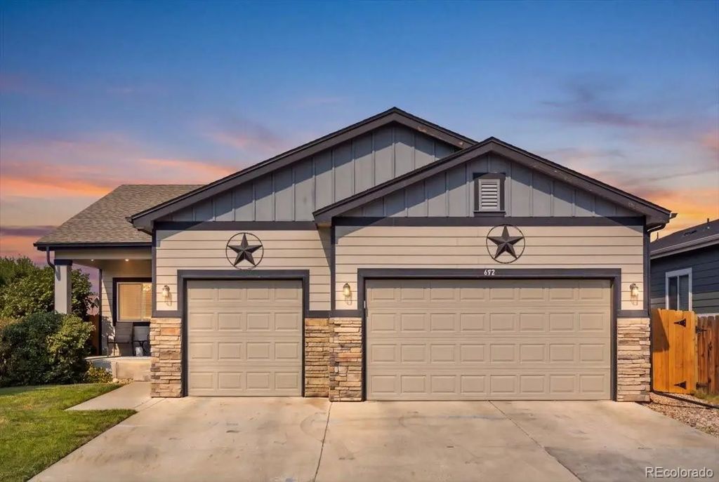 692 Settlers Drive, Milliken