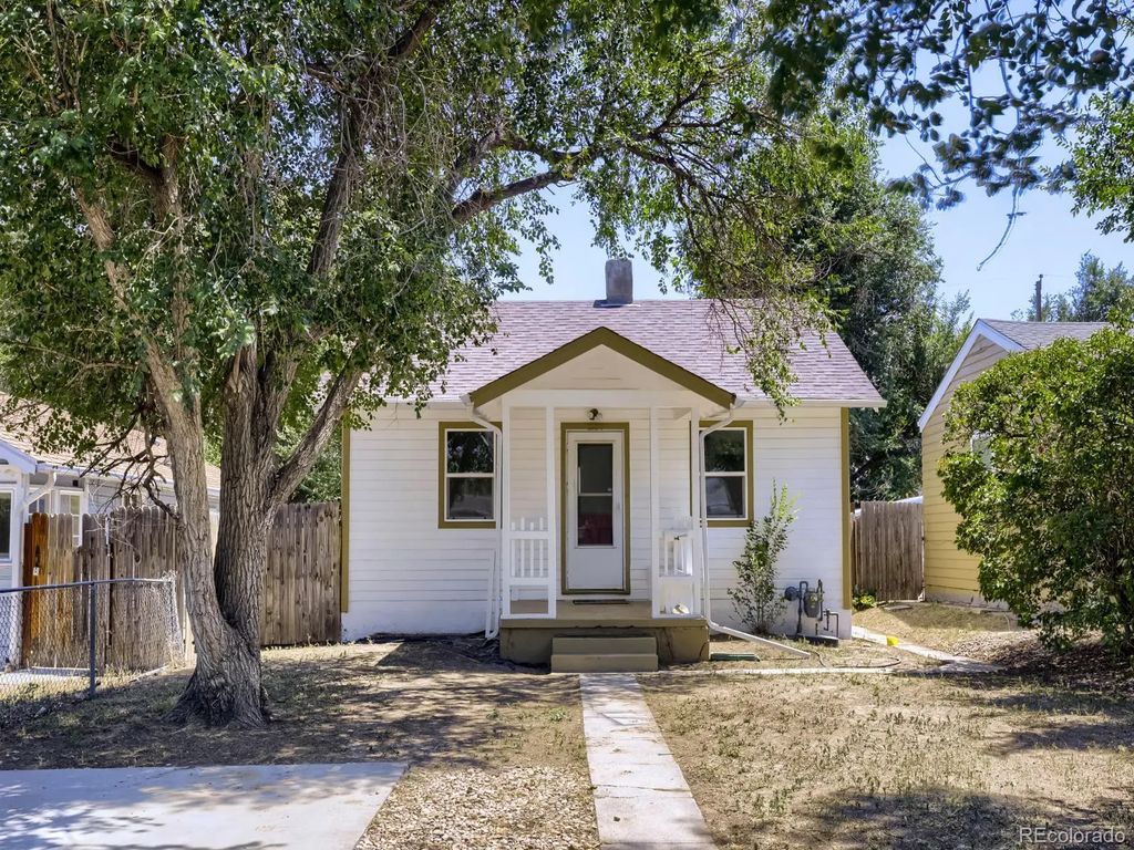 1336 Iola Street, Aurora