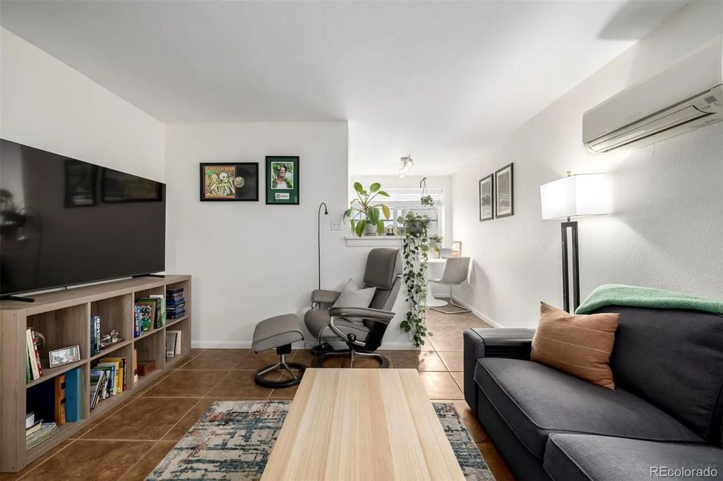 21 N Washington Street 104, Denver