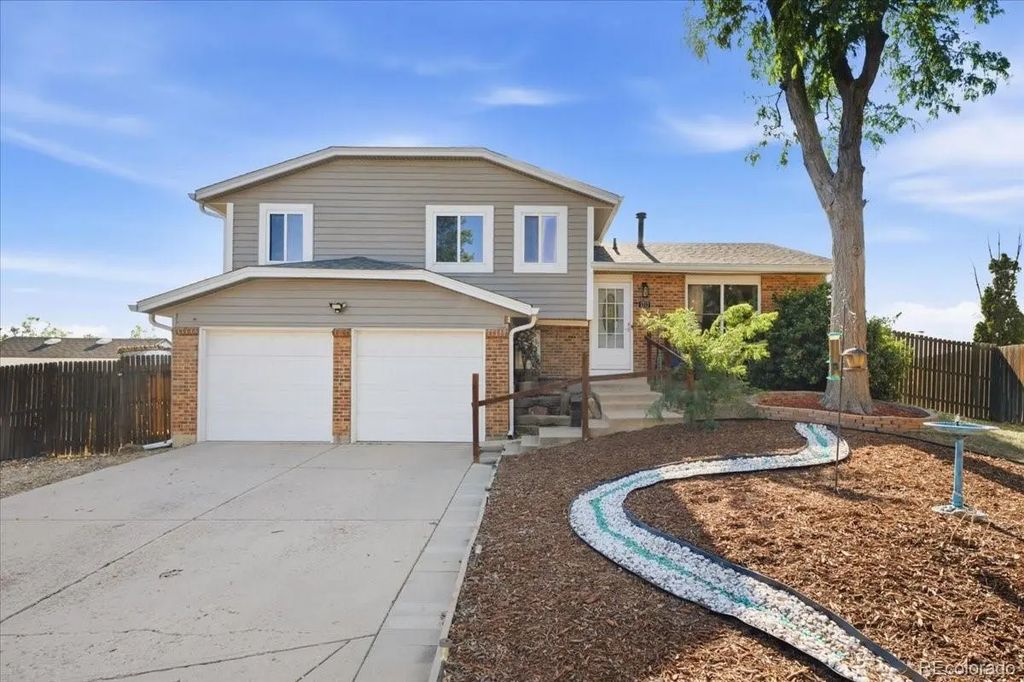 1717 S Mobile Street, Aurora