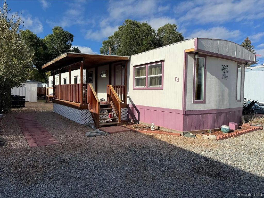 910 J Street, Salida