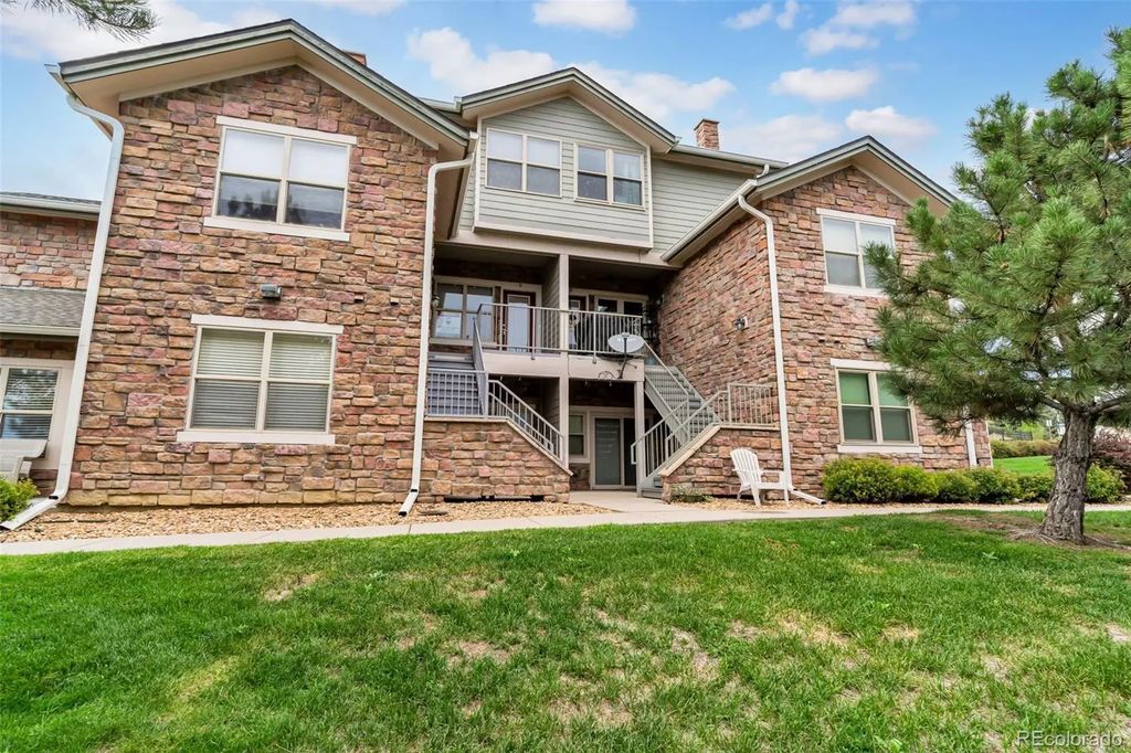 2551 S Bahama Circle E, Aurora