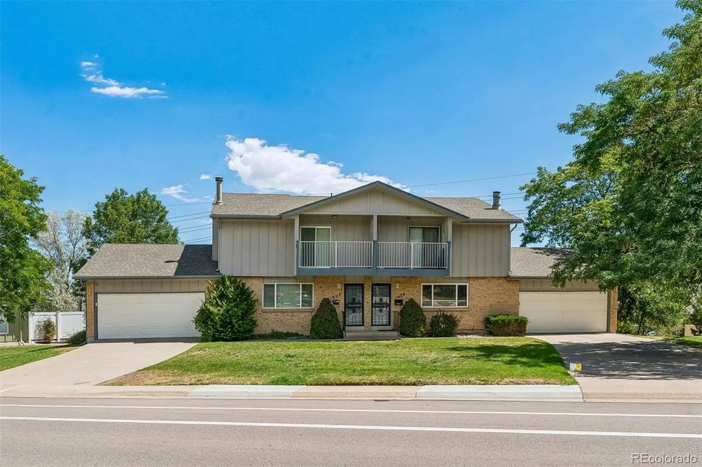 1024 S Alkire Street, Lakewood