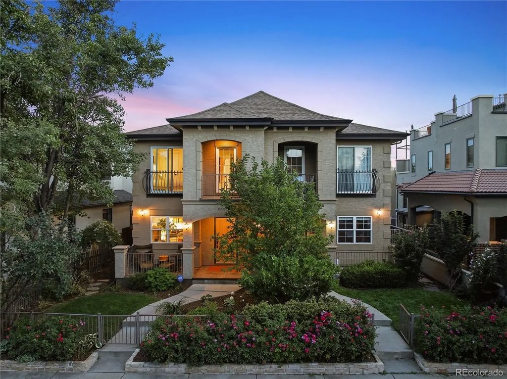 4714 W Moncrieff Place, Denver