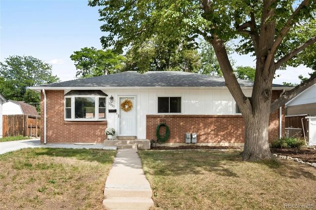 3250 S Utica Street, Denver