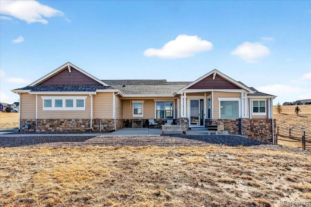 33280 Wyndham Circle, Elizabeth