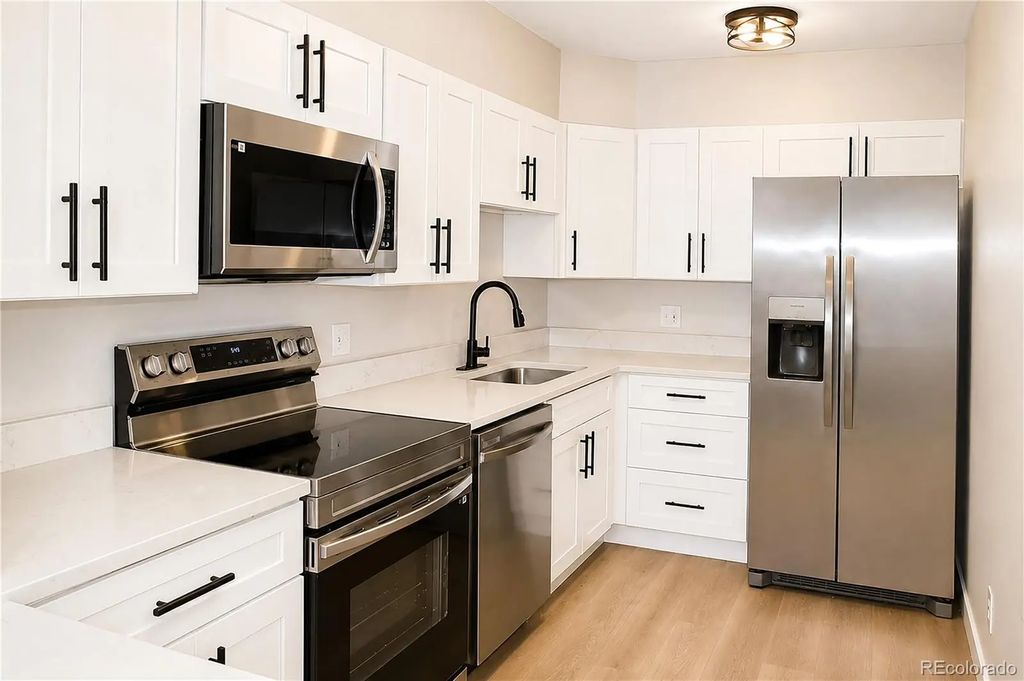 13618 E Bethany Place 203, Aurora