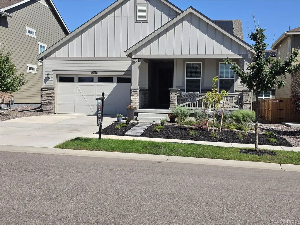 24197 E Ada Avenue, Aurora