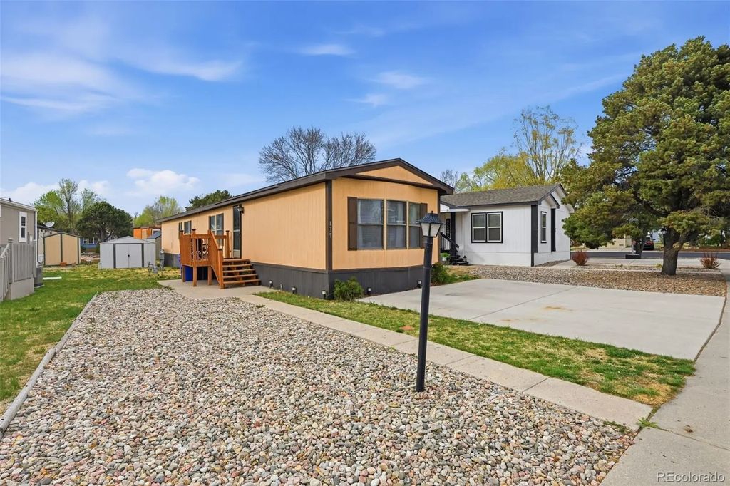 1095 Western Drive, Colorado Springs