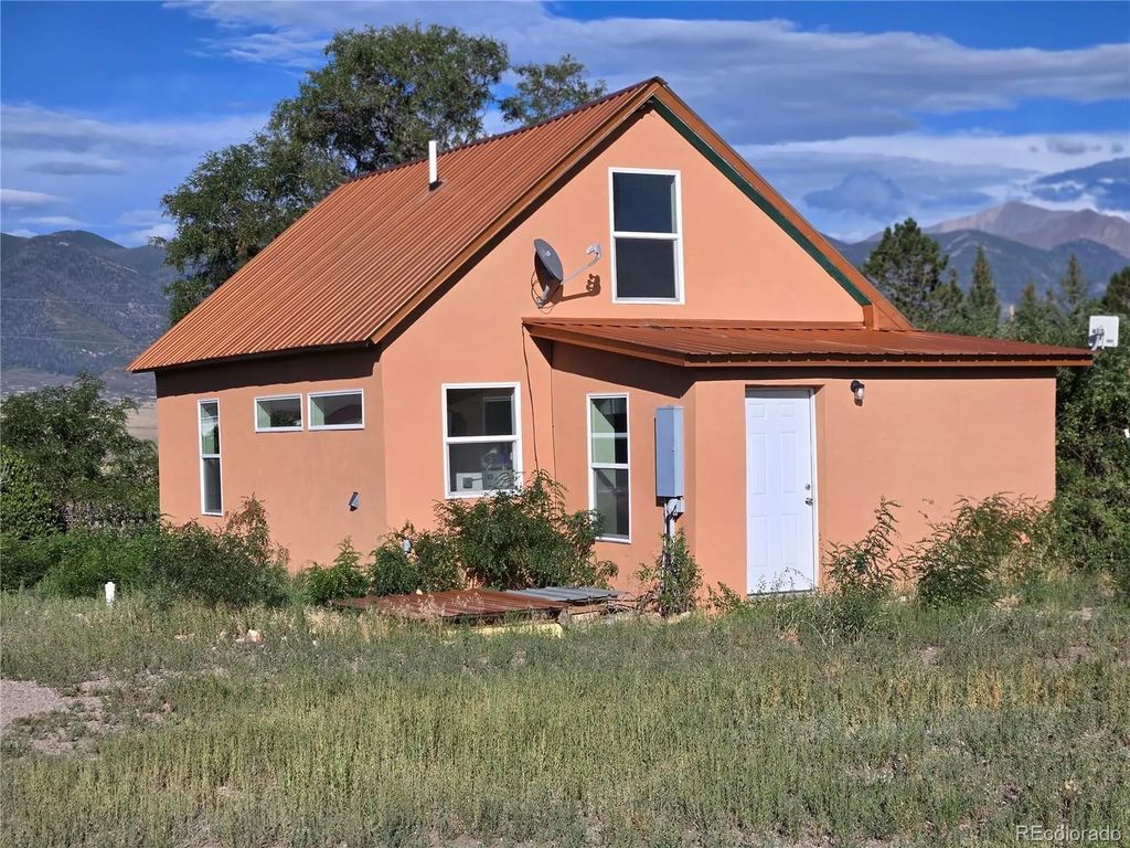 34045 Us Highway 285, Villa Grove