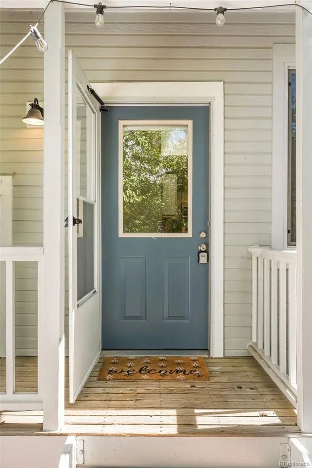 472 Owl Drive 20, Louisville