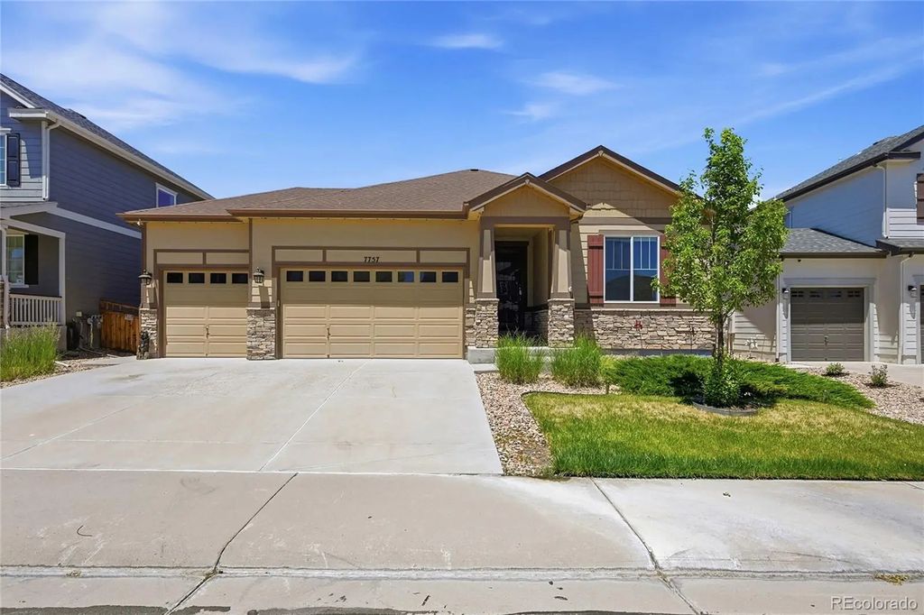 7757 Blue Water Lane, Castle Rock