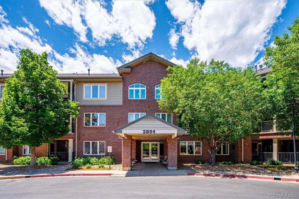2894 W Riverwalk Circle B309, Littleton