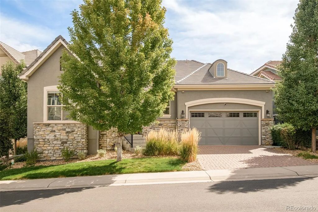 7056 E Lake Circle, Centennial