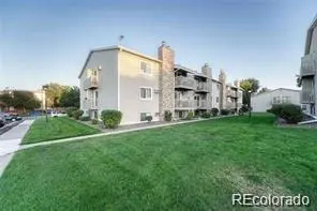 381 S Ames Street A206, Lakewood