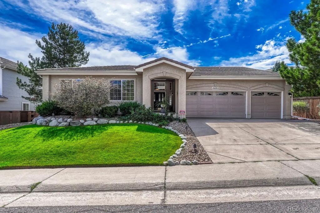 10092 Charissglen Lane, Highlands Ranch