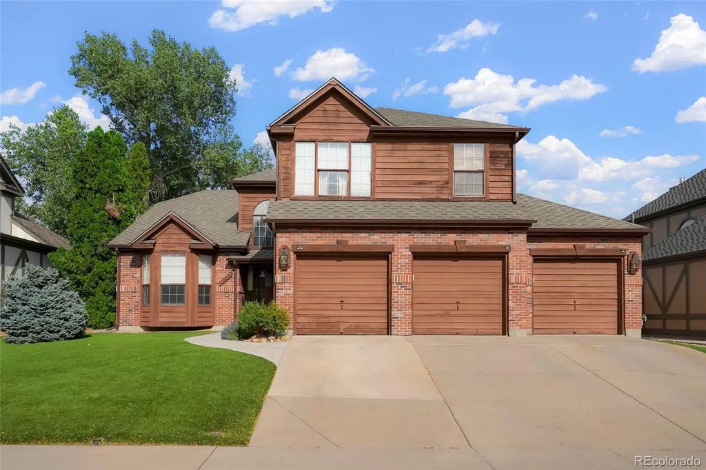 5200 S Memphis Court, Aurora