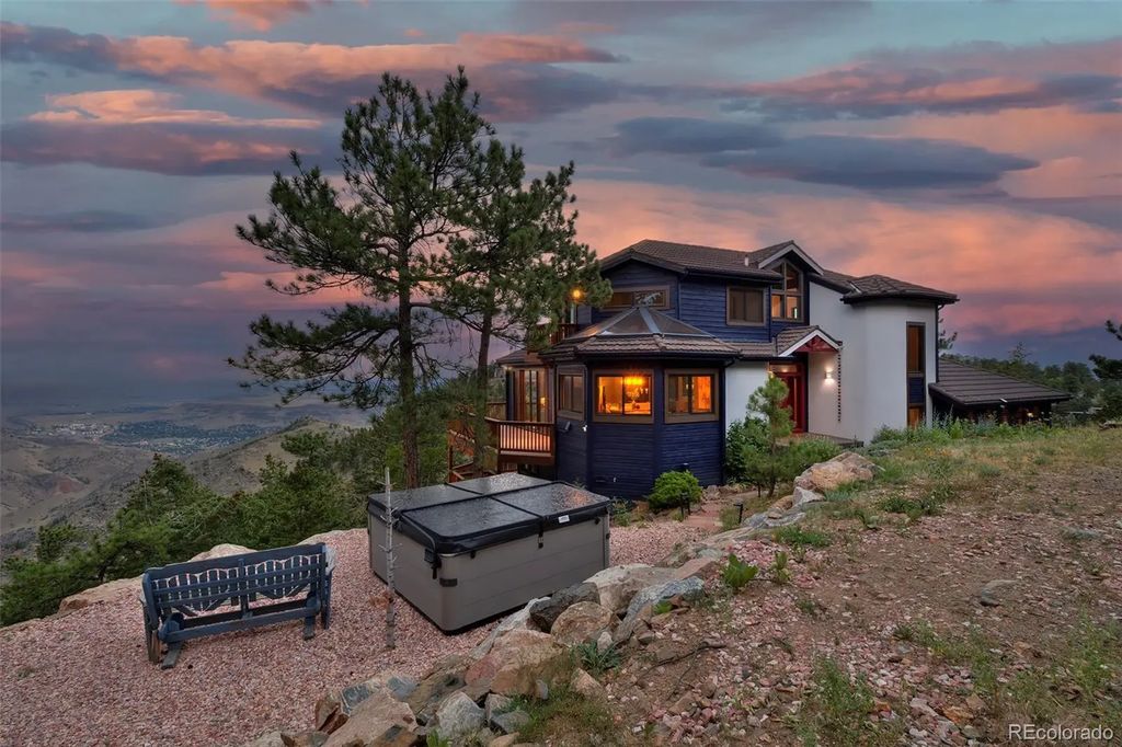 848 Golden Point Drive, Golden