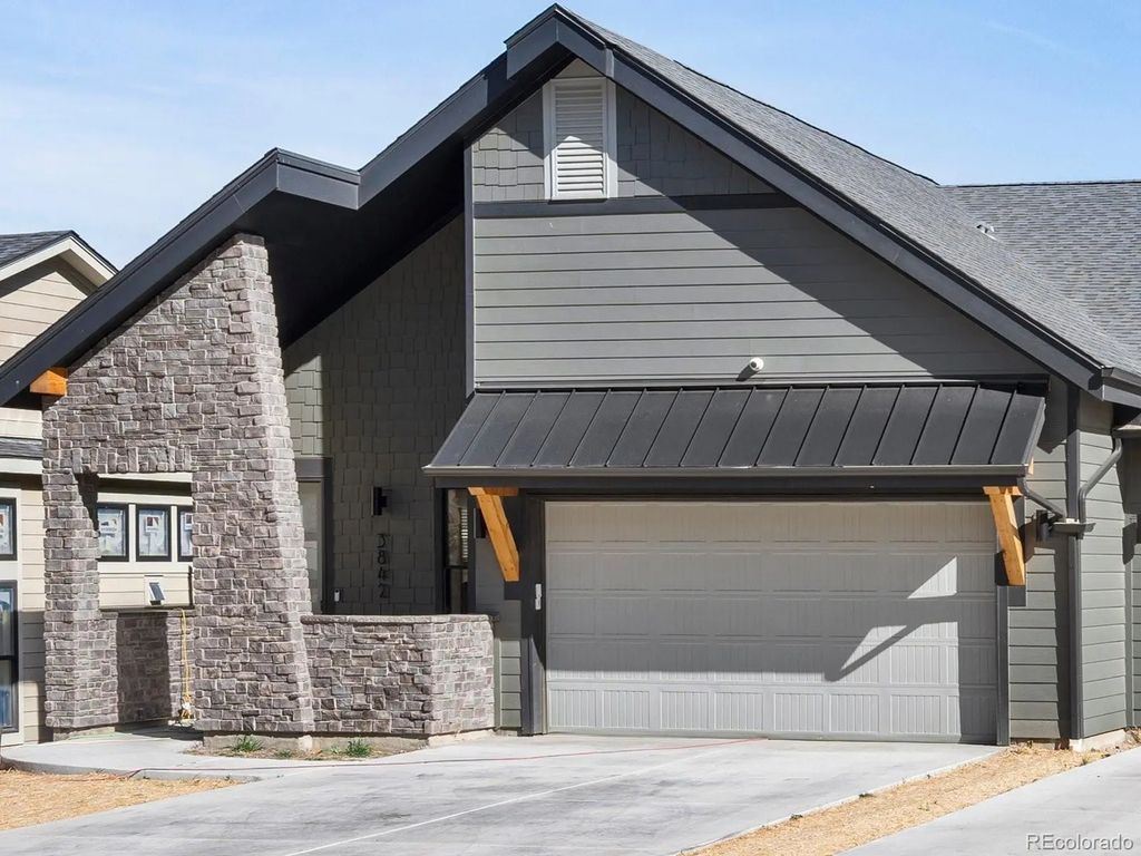 3836 Piney Grove Street, Evergreen