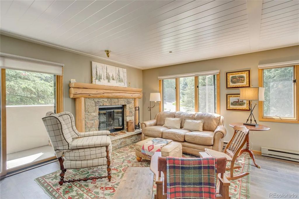 1206 Village Road 108, Avon