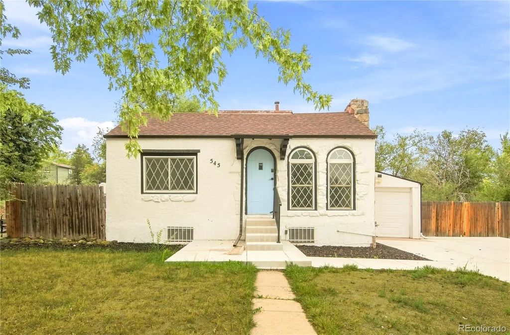 545 Ingalls Street, Lakewood