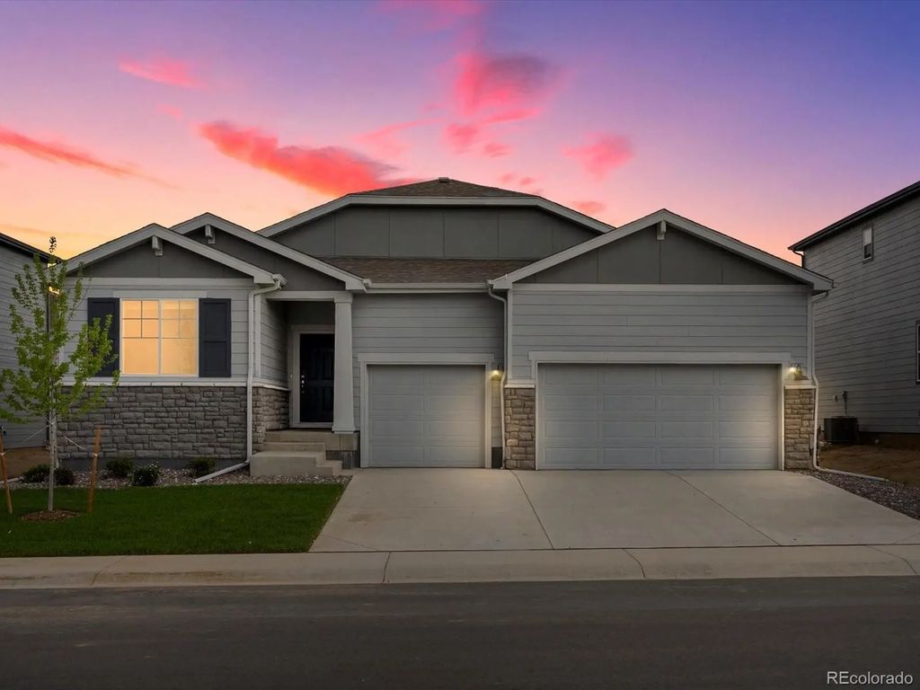 1603 Nathan River Drive, Windsor