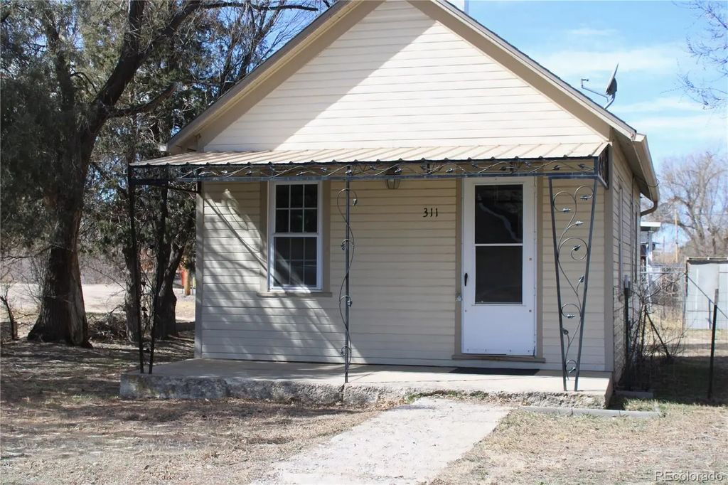 311 Ute Avenue, Kiowa
