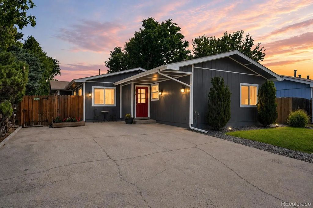 774 S Krameria Street, Denver