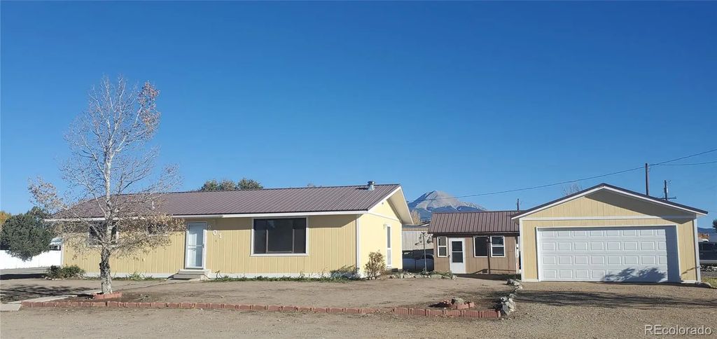 201 6th Street, Fort Garland