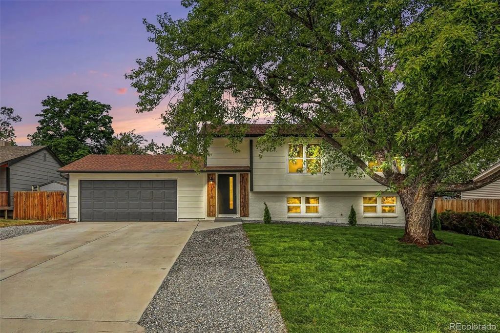 8830 W 92nd Place, Westminster