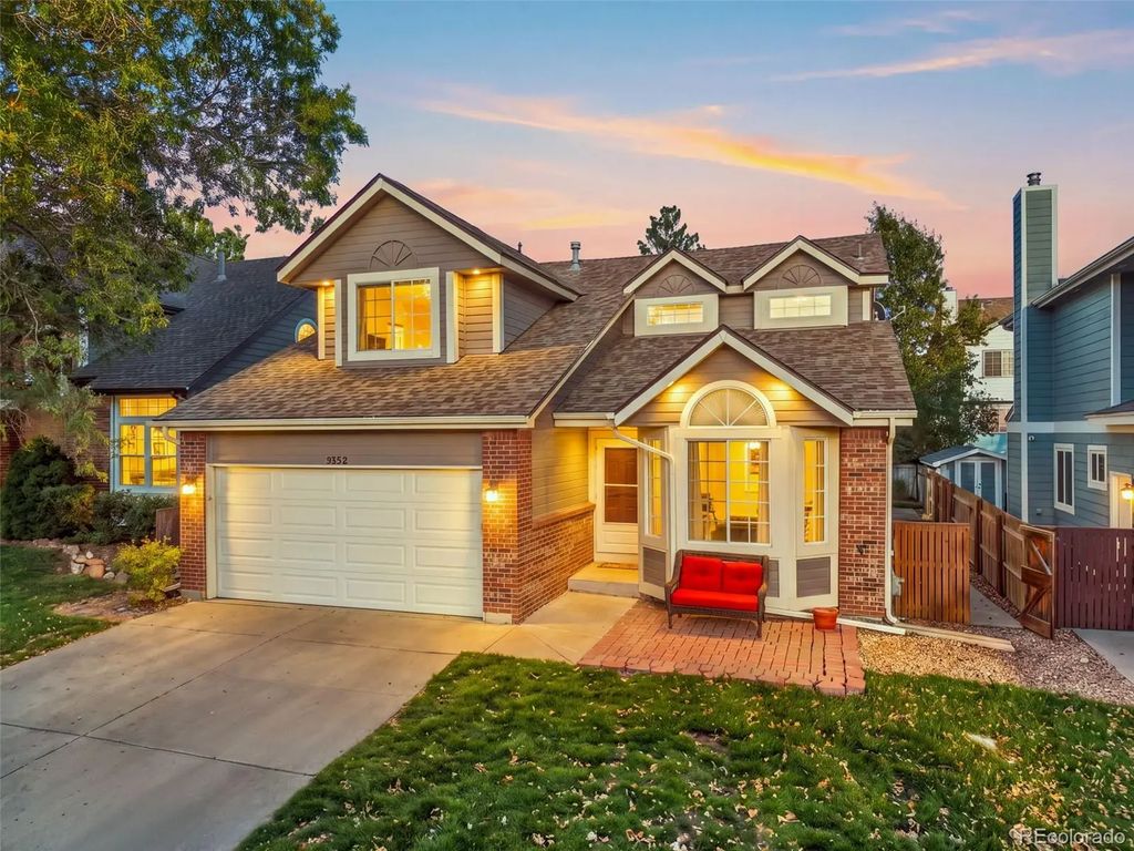 9352 Wilmington Court, Highlands Ranch