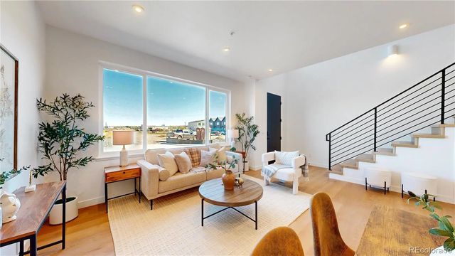 929 Edge Circle, Longmont