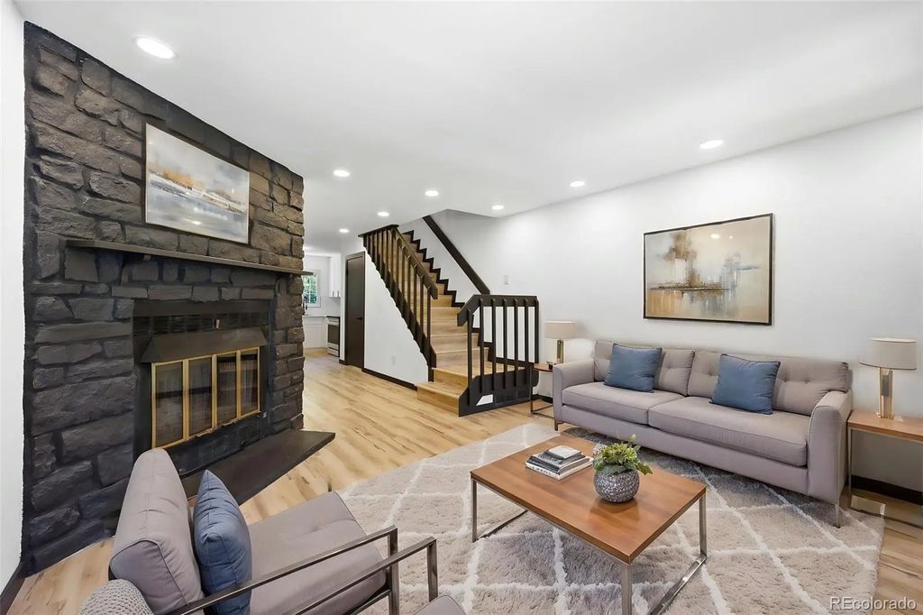 8217 S Fillmore Way, Centennial
